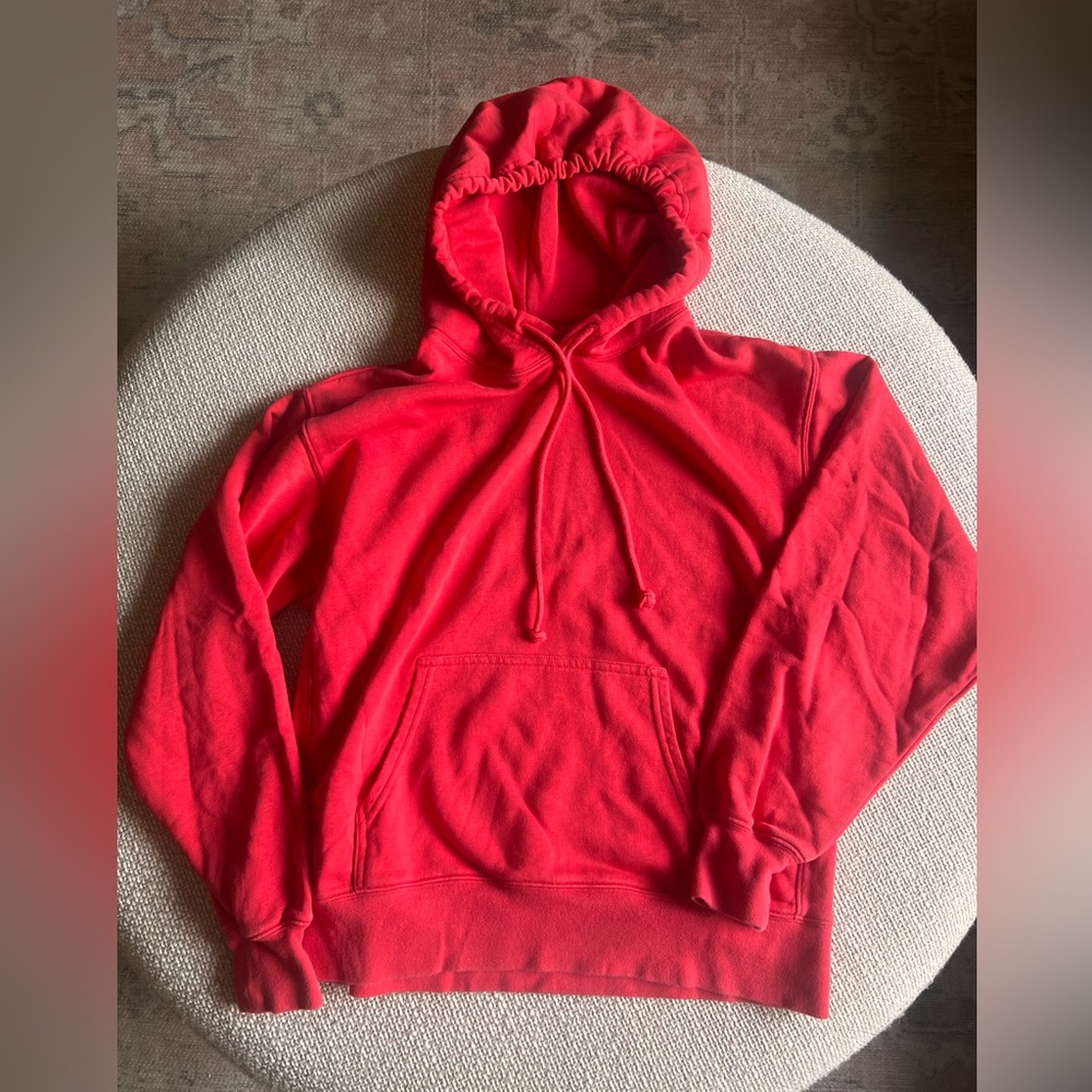 TNA Aritzia Size 1 Red Women’s Hoodie
